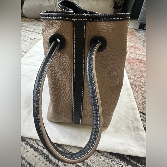 VASIC bag only worn once - Picture 2 of 6